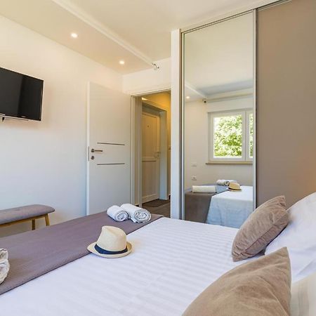 N&G New Apartment Stoja Beach Pula Exterior foto